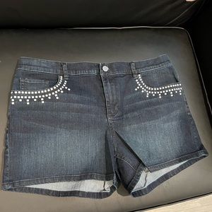 NY&CO demin stretch shorts